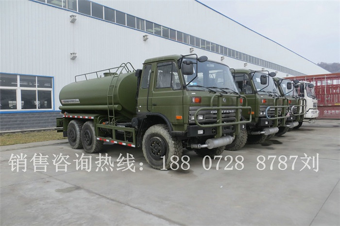 东风六驱越野油罐车 东风六驱越野油罐车